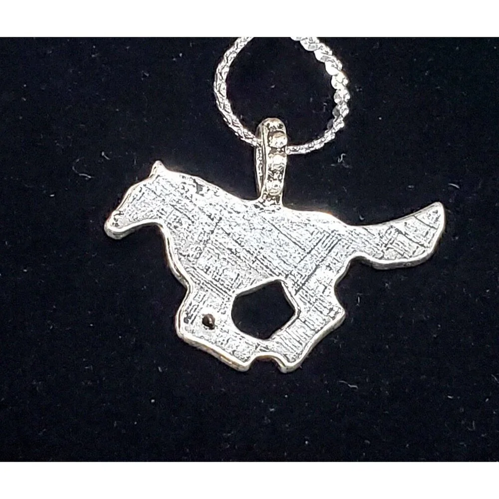 Silver-Tone Galloping Horse Pony Mustang Pendant Necklace Equestrian - Picture 7 of 11